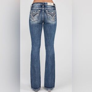 *NWT* Miss Me Mid-Rise Boot Cut K1417 Womens Jeans